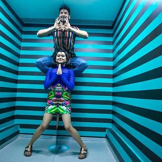 Private Tour in Louvre, Museum of Illusions and Seine