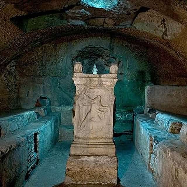 Rome Underground Private Tour + Rome Catacombs Tour - transfers included