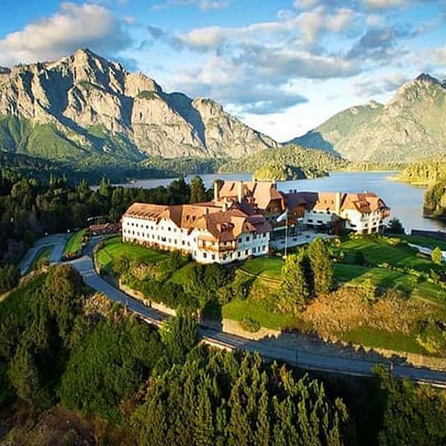 El Bolsón y Lago Puelo & Bariloche