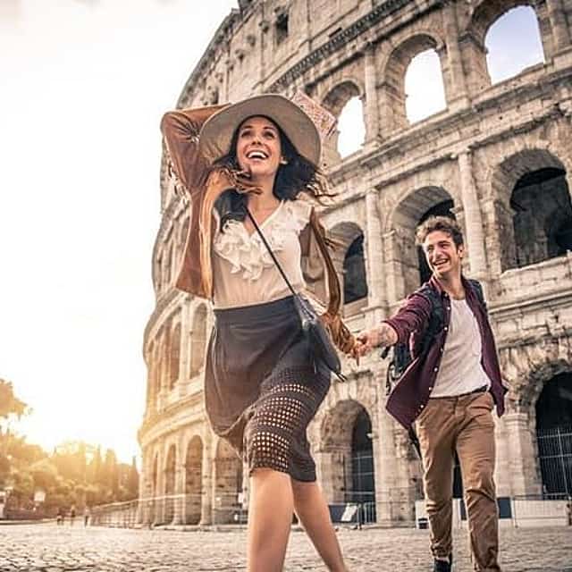 Private Transfer from Sorrento to Rome with 2 hrs for sightseeing