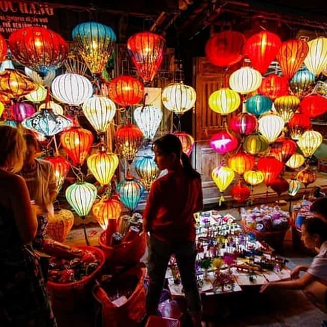 Hoian Town Tour With Basket Boat & Lantern Release From Hoian