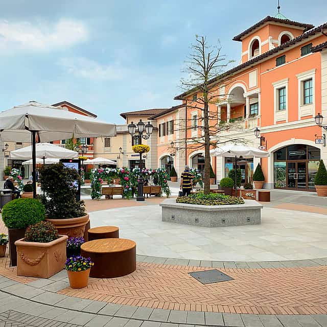 Private Serravalle Outlet Shopping Trip from Milan