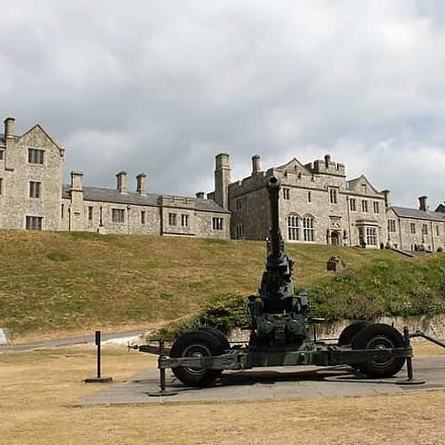 Private Direct Transfer From London to Dover With Local Driver