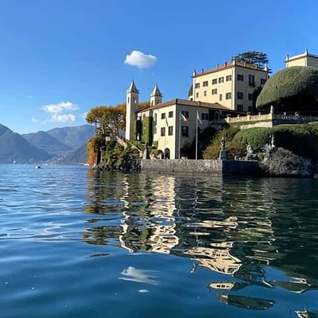 Milan to Como: City Tour & Luxury Cruise to Bellagio and Varenna