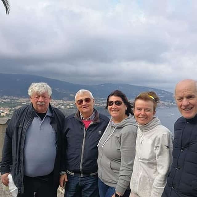 Group tour from Naples to Sorrento /Positano/Amalfi .