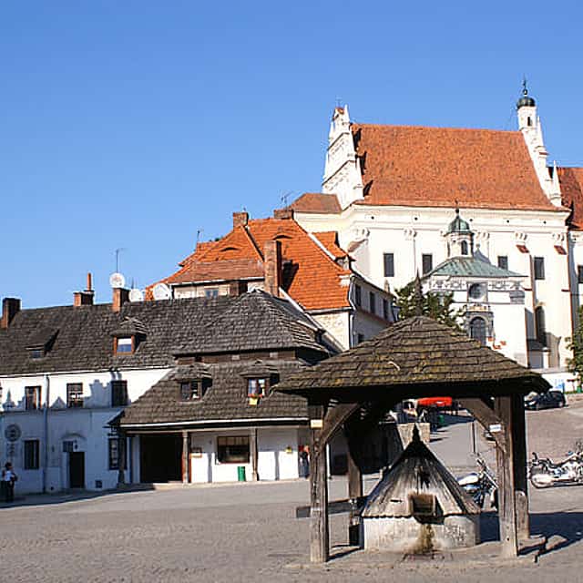 Kazimierz Dolny - Town of Artists - PRIVATE tour from Warsaw (8h)