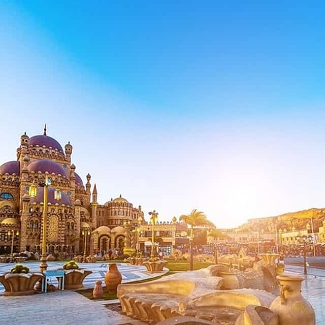 Sharm el Sheikh Private City Tour to Al Sahaba Mosque & Soho Square