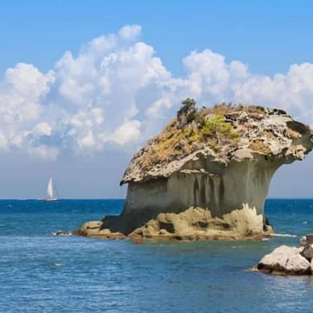 Ischia in Freedom: Hydrofoil from Naples, Round Trip