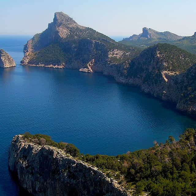 Private Tour: Valldemossa, Lluch und Formentor mit Mittagessen
