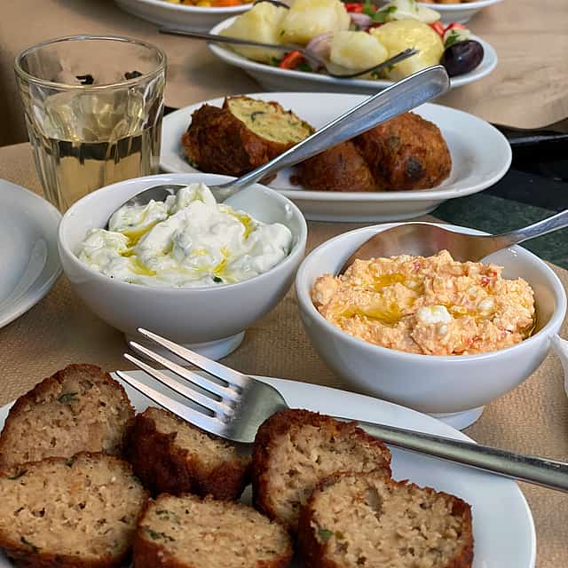 Real Food Tour in Athens - Off the Beaten