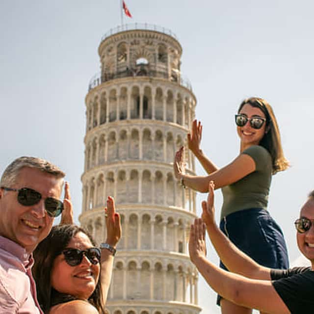Pisa leaning Tower guided tour with skip the line ticket