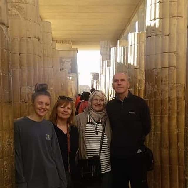 Private full day tour to Giza Pyramids, Sphinx, Sakkara and Dahshour with guided