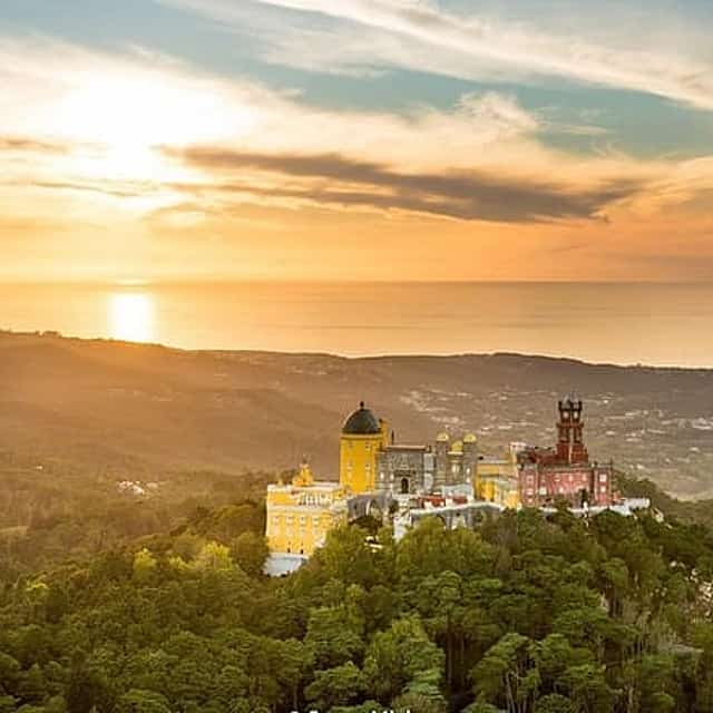 Visite privée de Sintra au départ de Lisbonne Palais de Pena et Regaleira