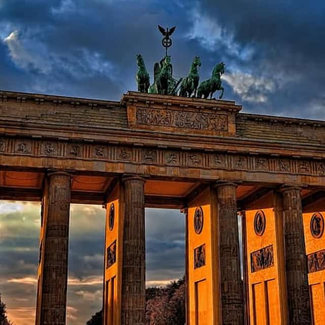 Private Transfer from Warsaw to Berlin, Hotel-to-hotel, English-speaking driver