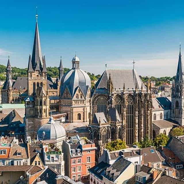Aachen Scavenger Hunt & Highlights Self-Guided Walking Tour