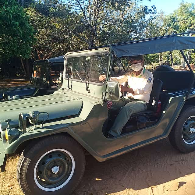 Privata halvdagstur till Banteay Ampil & landsbygden med jeep
