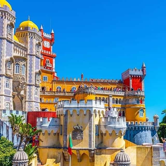 Small Group Tour to Sintra, Pena Palace, Cabo Roca and Cascais