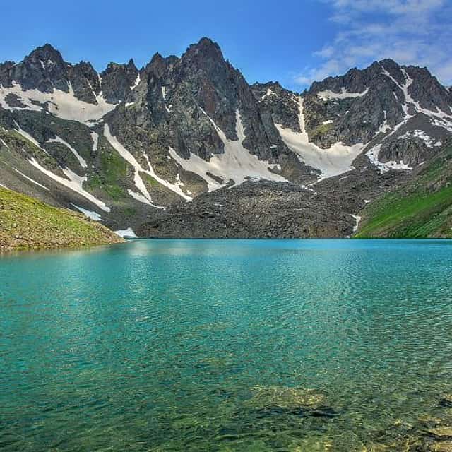 Private Tour to Mount Aragats, Lake Kari and Saghmosavank Monastery