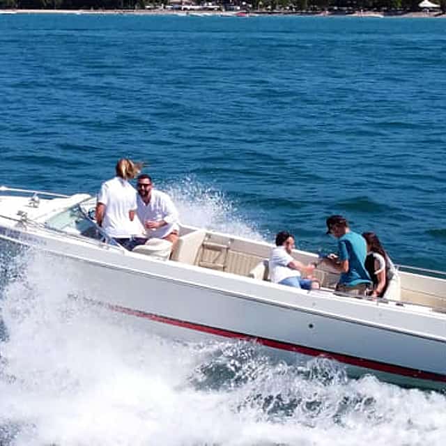 4 hours Boat Cruise on Lake Garda from Lazise