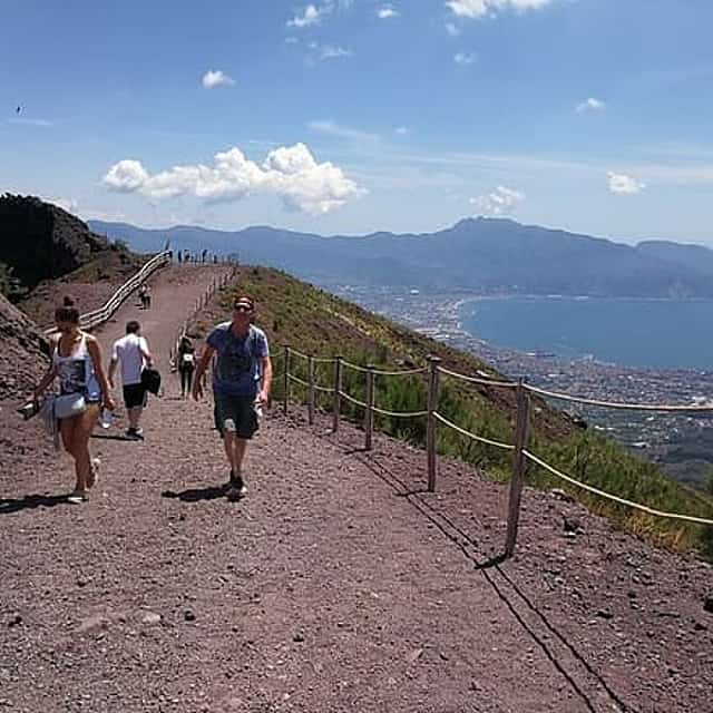 Vesuvius Shore Tour and Pompeii Site
