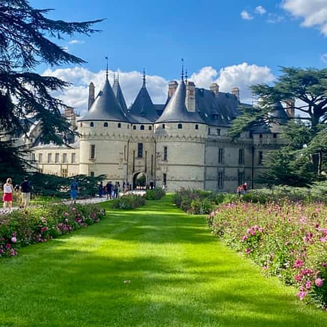 Private Chenonceau, Blois, Chaumont Loire Castles Trip from Paris.