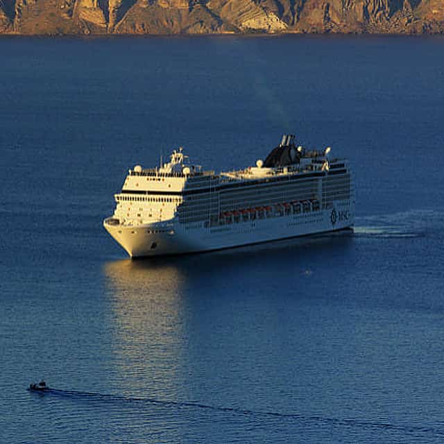 Shore Excursion to Rome: Full day tour from Civitavecchia Port with Lunch