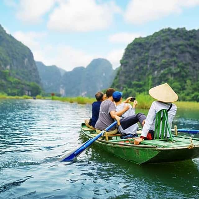 Ninh Binh Day Trip To Hoa Lu Capital & Sampan Boat to Tam Coc