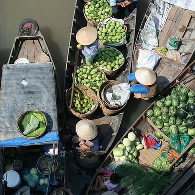 1-Tages Mekong Delta Tour: Cai Be Markt, lokale Insel und Radfahren