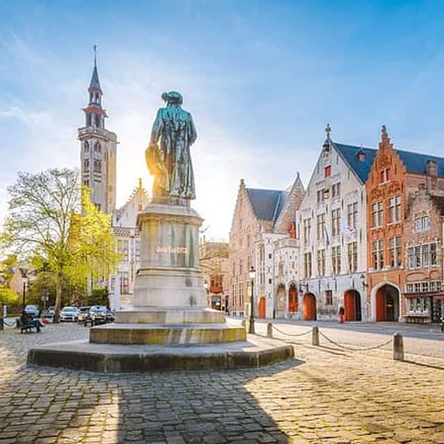 Private transfer from Amsterdam to Antwerp, 2h Stop in Rotterdam