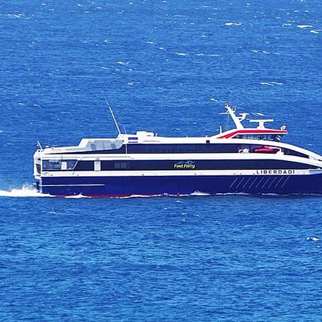 Ilha de Santiago: Traslado Privado do Porto para Hotéis na Praia