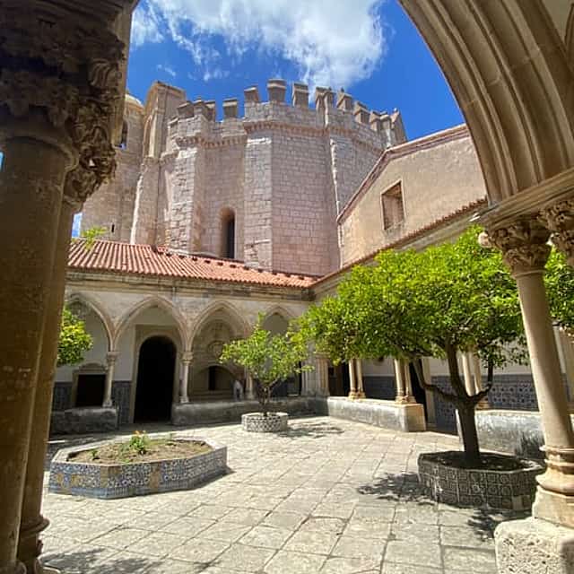 PARCEIROS - Tomar, Visita Privada aos Cavaleiros Templários.