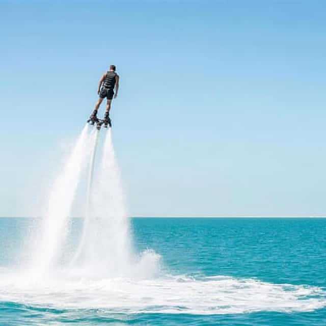 Flyboarding in Dubai - 30 Minutes