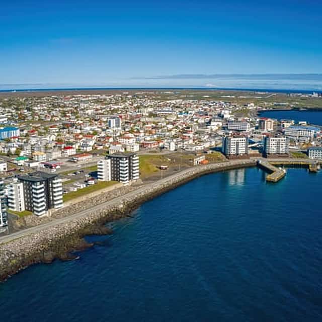 The Private Riveting Reykjanes Town Walking Tour including Coffee & Pastry