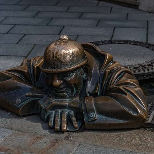 Bratislava Scavenger Hunt & Highlights Self-Guided Walking Tour