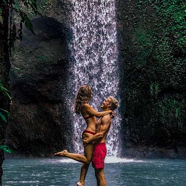 Private Tour to Secret Waterfalls with a Photographer