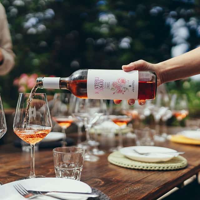Afternoon in Tuscany with a Local Sommelier. Your Chianti Escape