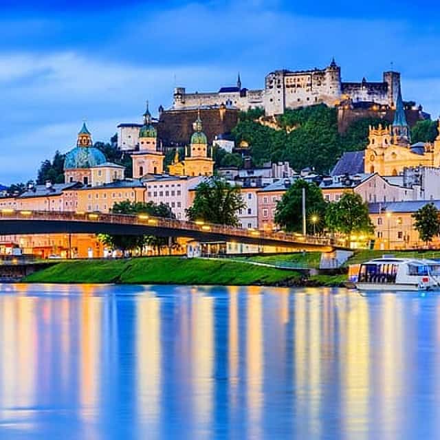 Búsqueda del Tesoro y Lo Más Destacado de Salzburgo - Tour a pie autoguiado