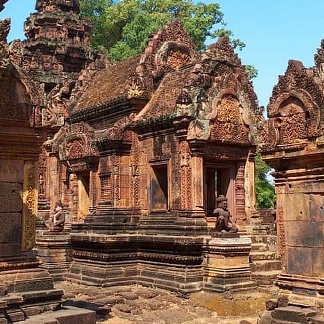 Private Tour: Kbal Spean, Banteay Srei & Banteay Samre
