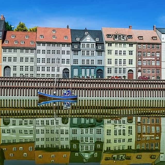 Roskilde Duraklamalı Odense'den Kopenhag'a Özel Transfer