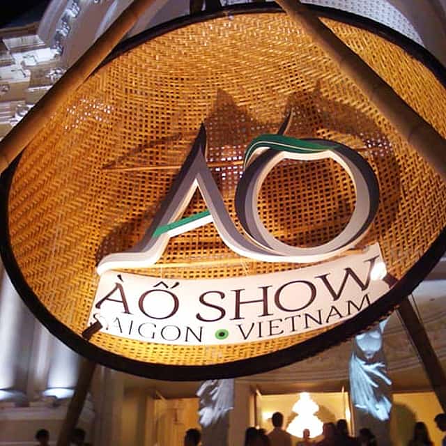 A O Show in Saigon