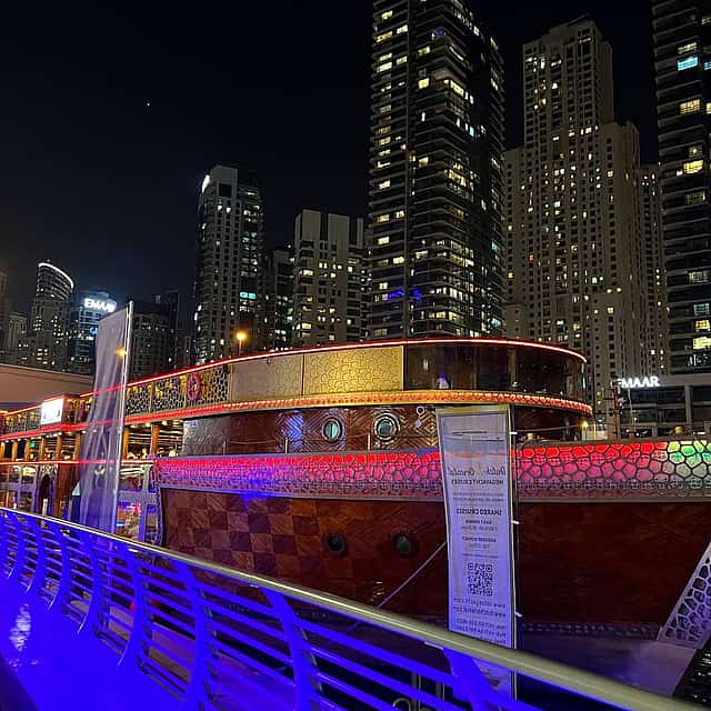 Ocean Empress Dinner Cruise with Soft Drinks