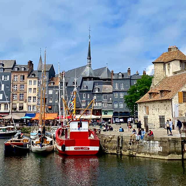 Private Mont Saint-Michel, Honfleur Trip from Paris by Mercedes.