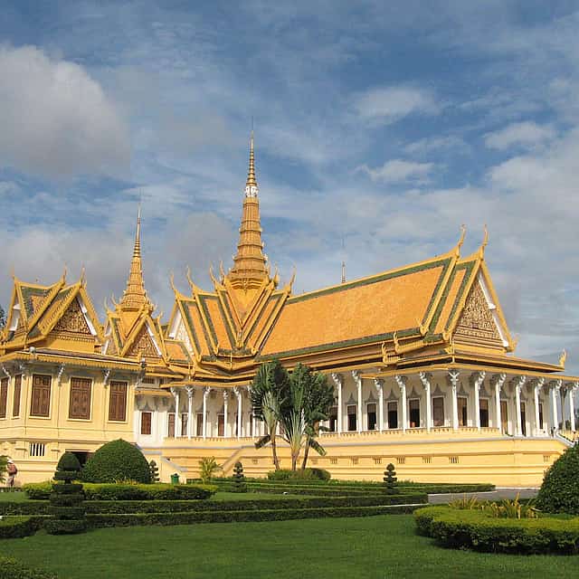 Halbtagestour zum Königspalast, Wat Phnom & Unabhängigkeitsdenkmal.