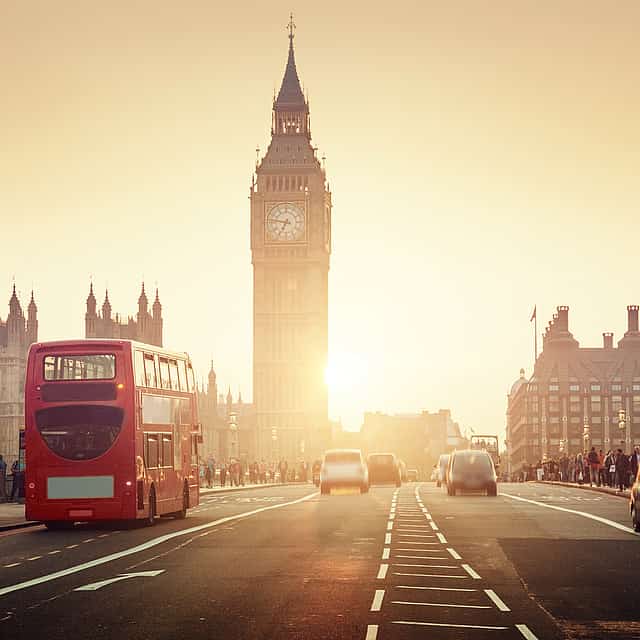 Private Chauffeured Minivan at Your Disposal in London