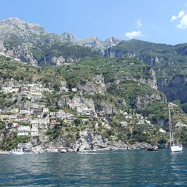 Positano Essentials: From Village Streets to Ancient Treasures