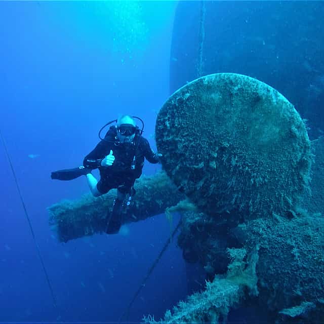 Guided Scuba Diving Tours (Certified divers)