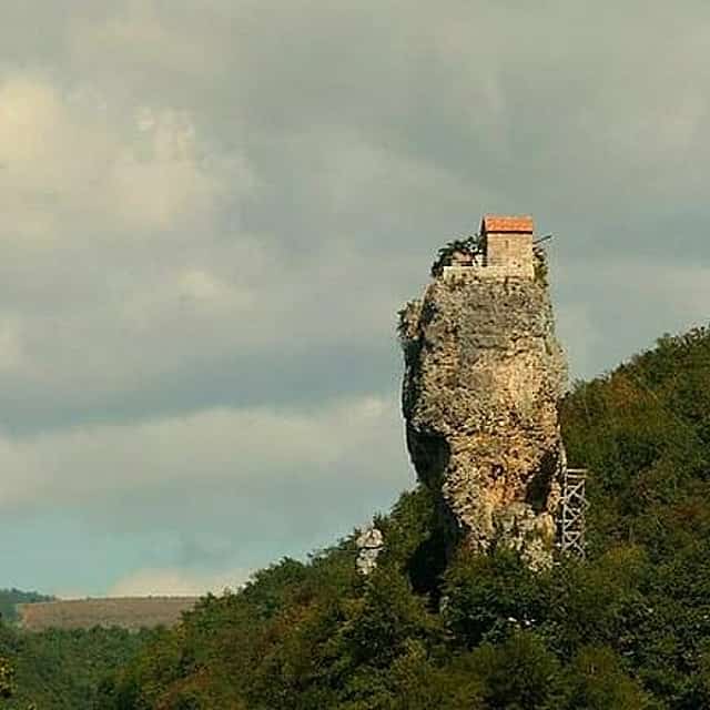 Private Tour Pillar Katskhi