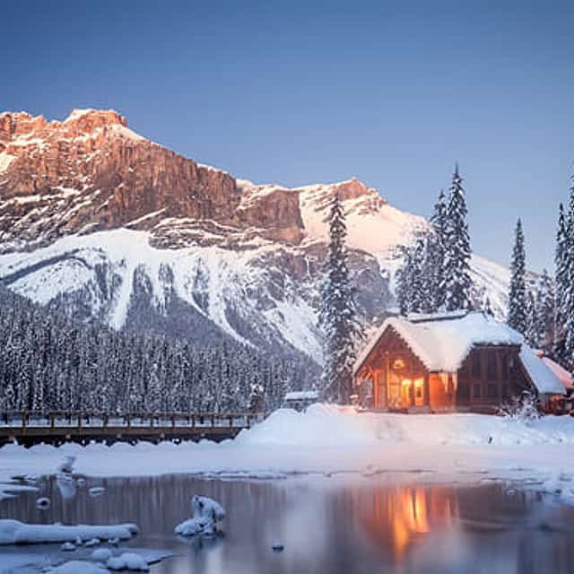 From Calgary Lake Louise, Emerald Lake and Peyto Lake