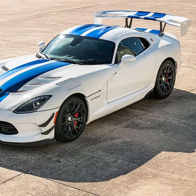 Luxury and Sport Cars in Dubai