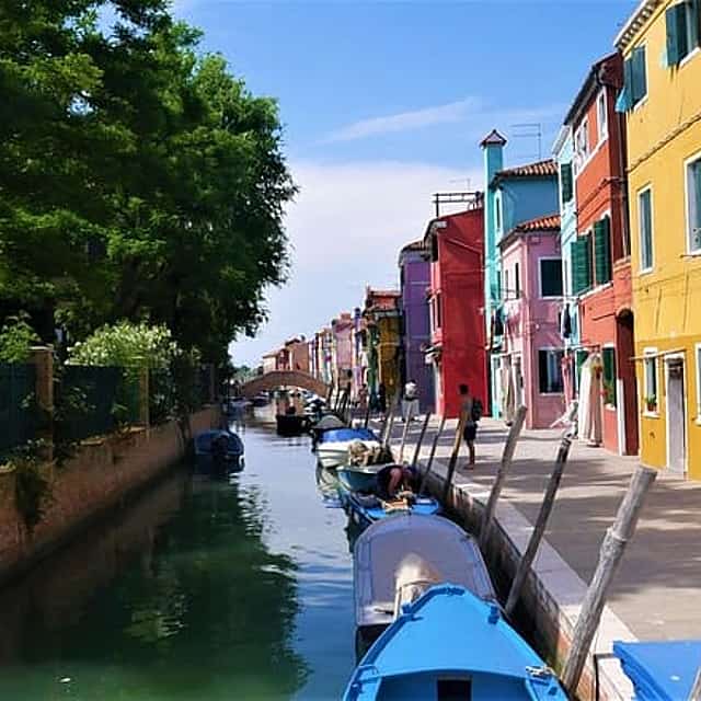 Full-Day Venice Lagoon Tour: Visit Murano, Burano and Torcello